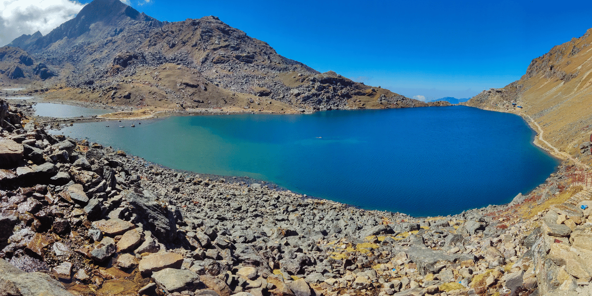 Gosaikunda Lake