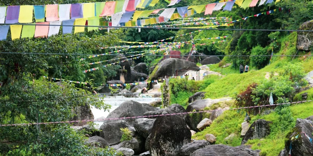Langtang Valley Trek from Sundarijal