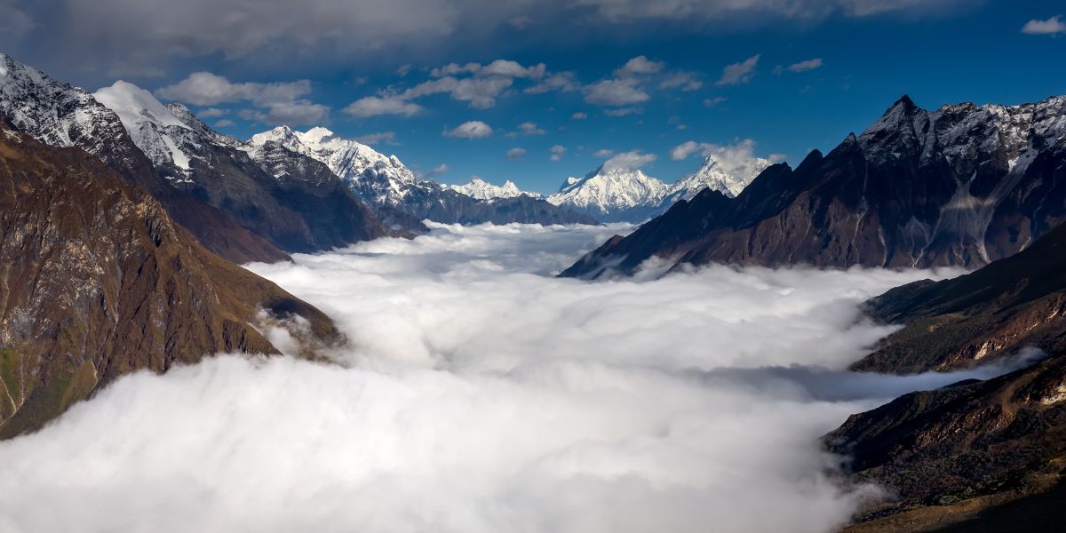 Manaslu Circuit Trek as an alternative to Langtang Valley Trek